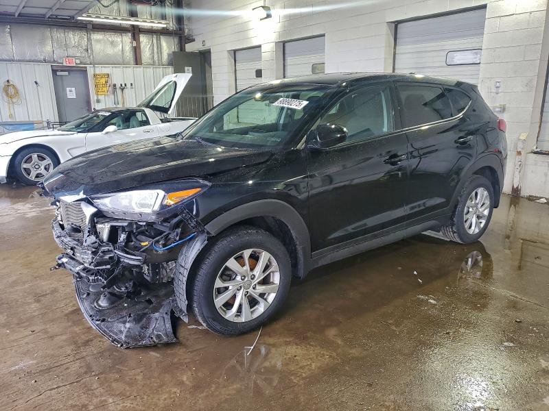 2019 HYUNDAI TUCSON SE — VIN KM8J2CA42KU946061