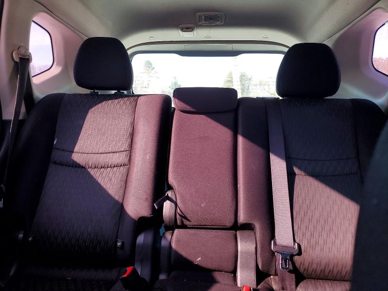 JN8AT2MV7JW315555
