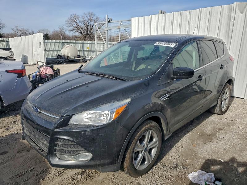 2015 FORD ESCAPE SE — VIN 1FMCU0G9XFUA32098