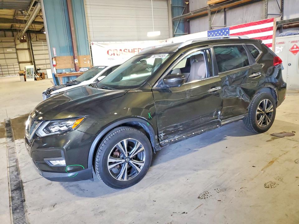 2017 NISSAN ROGUE — VIN 5N1AT2MV4HC762976