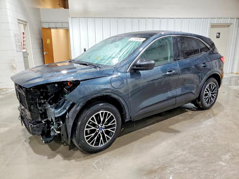 2022 FORD ESCAPE SE — VIN 1FMCU0EZ3NUA86442