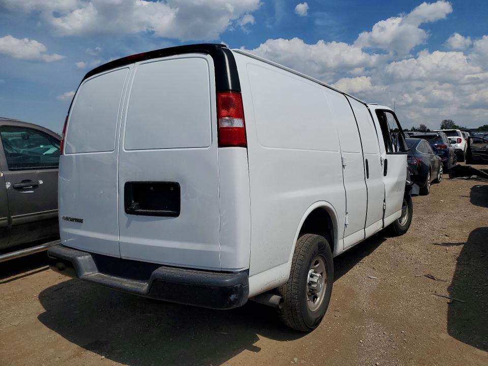 1GCWGAFP8M1220518