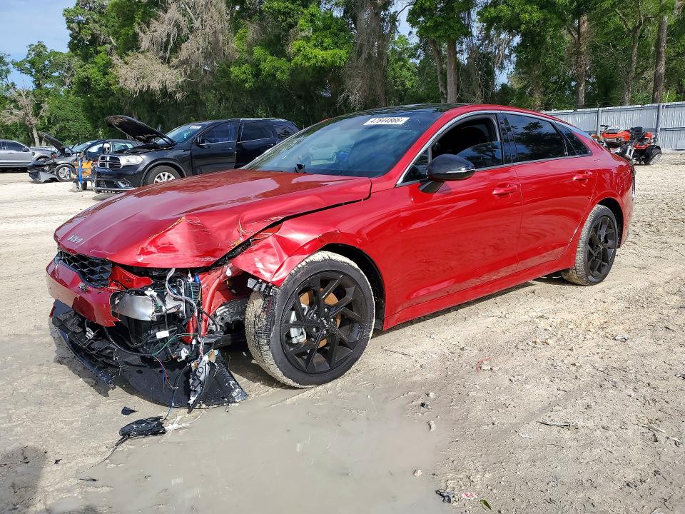 2026 KIA K5 — VIN KNAG64J71T5418667