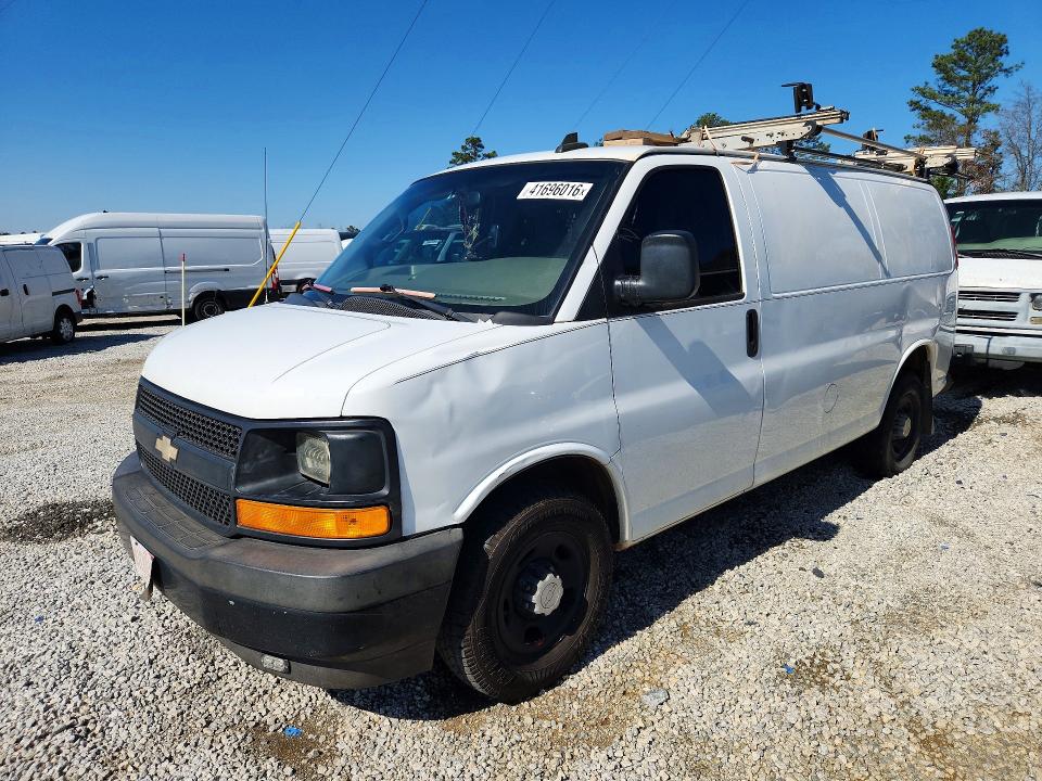 2017 CHEVROLET EXPRESS G2500 — VIN 1GCWGAFF4H1134457