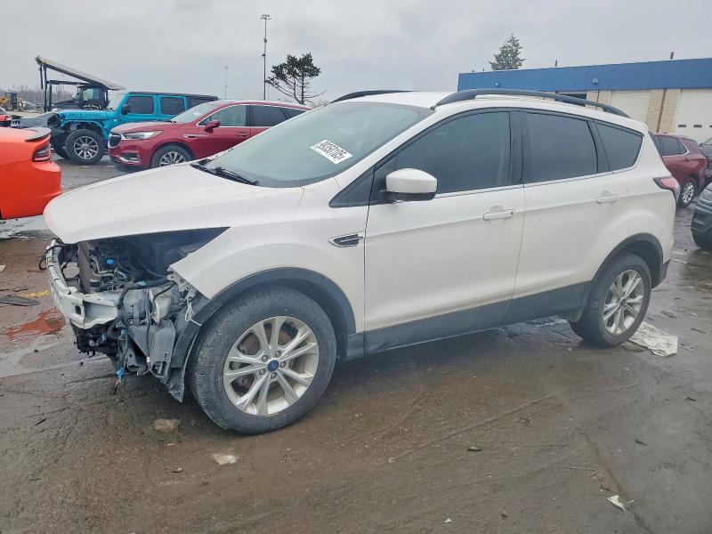 2018 FORD ESCAPE SE — VIN 1FMCU0GD7JUD22148