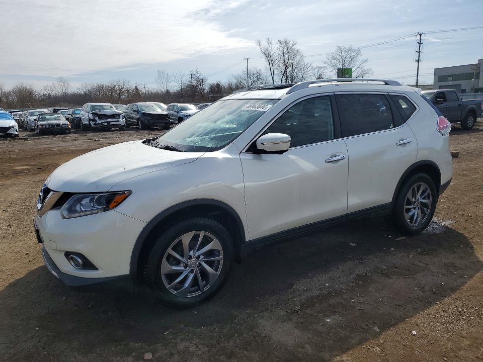 2015 NISSAN ROGUE — VIN 5N1AT2MV4FC898585