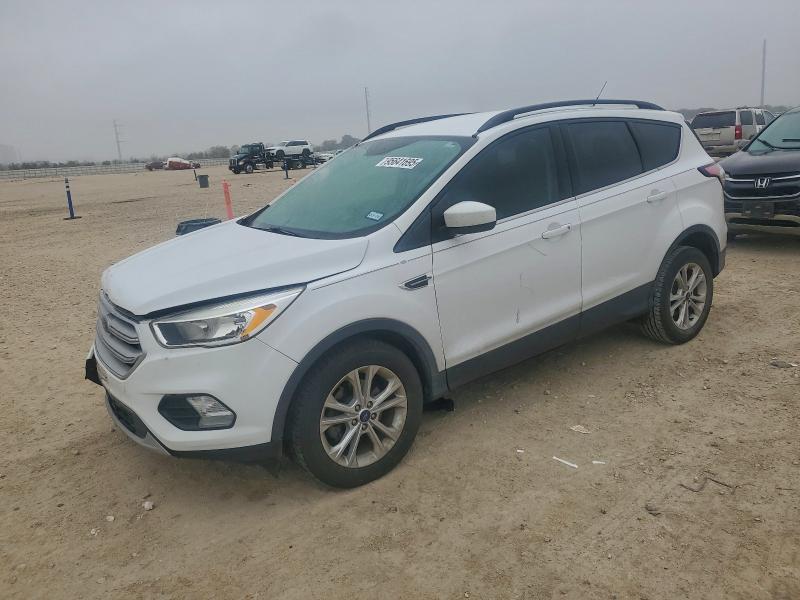 2018 FORD ESCAPE SE — VIN 1FMCU0GD9JUC44956