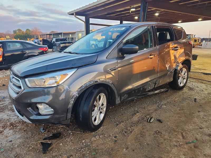 2017 FORD ESCAPE SE — VIN 1FMCU0GDXHUE95673