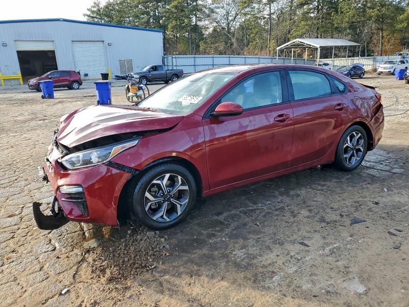 2021 KIA FORTE FE — VIN 3KPF24AD7ME383798