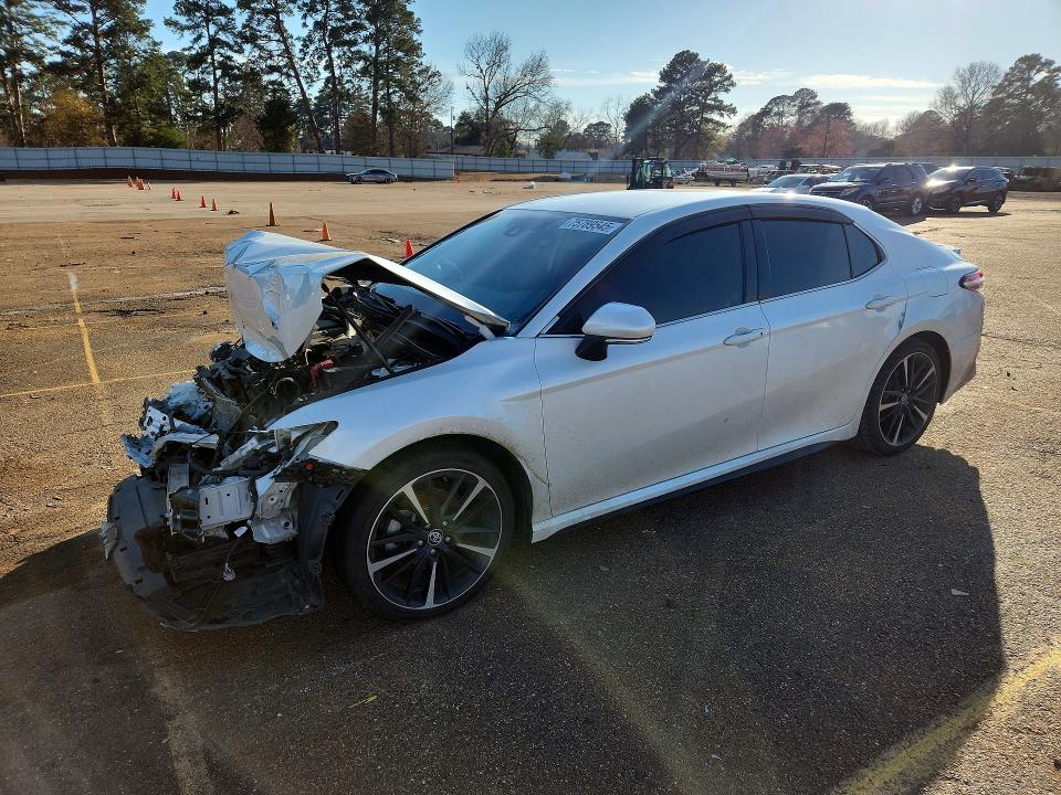 2020 TOYOTA CAMRY — VIN 4T1K61AK0LU944483
