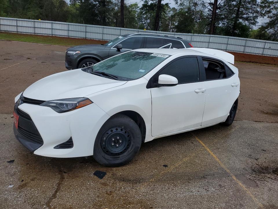 2017 TOYOTA COROLLA — VIN 5YFBURHE5HP672977