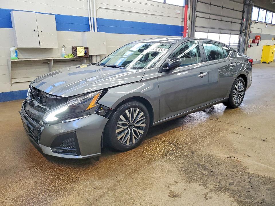 2025 NISSAN ALTIMA — VIN 1N4BL4DV8SN420369