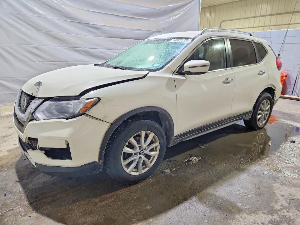 2017 NISSAN ROGUE — VIN JN8AT2MVXHW272047