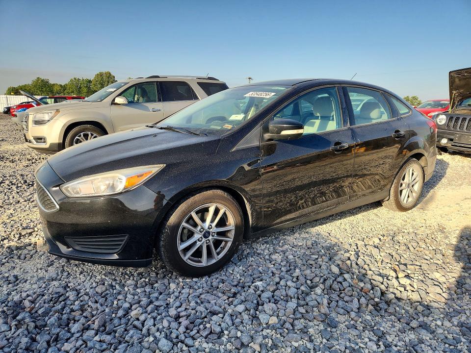 2017 FORD FOCUS — VIN 1FADP3F24HL327038