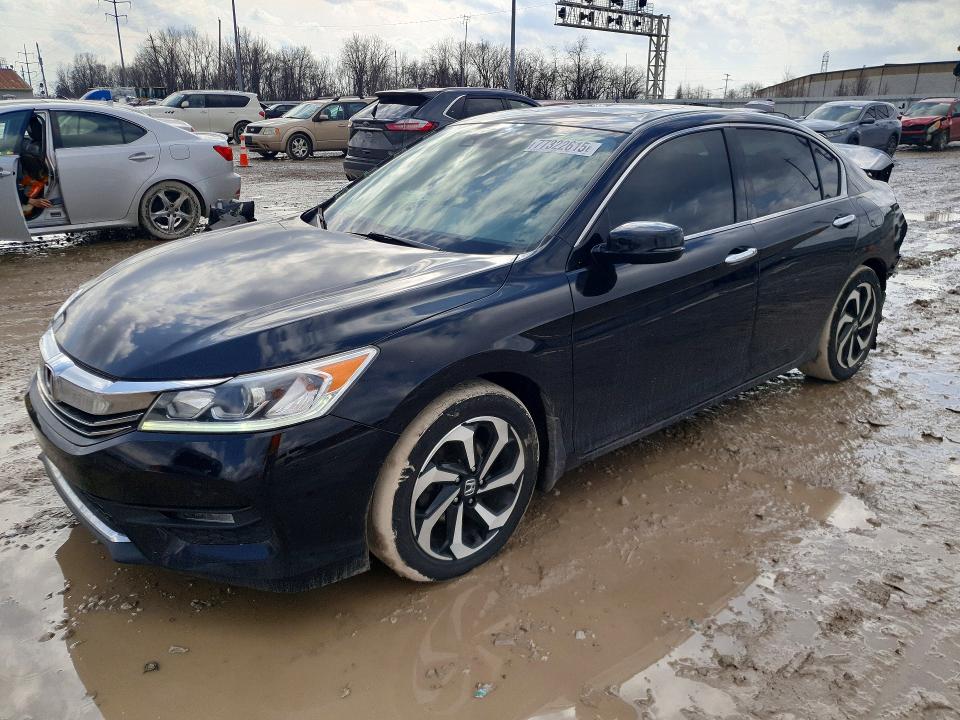 2017 HONDA ACCORD — VIN 1HGCR3F02HA026537