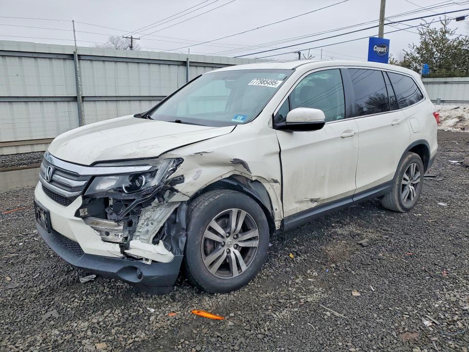 2017 HONDA PILOT — VIN 5FNYF6H72HB102709