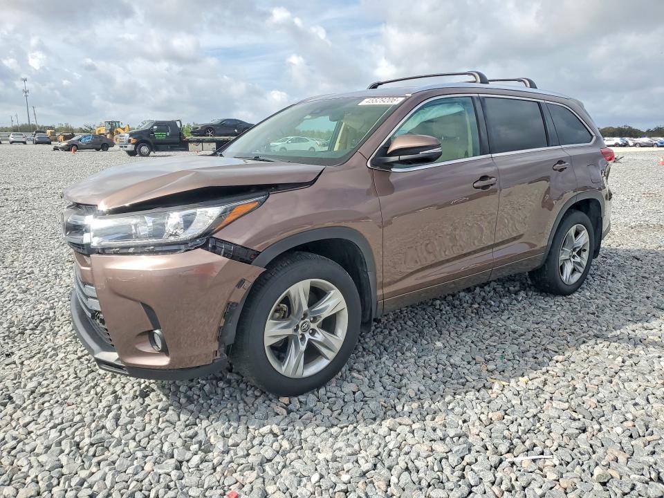 2017 TOYOTA HIGHLANDER — VIN 5TDDZRFHXHS378358