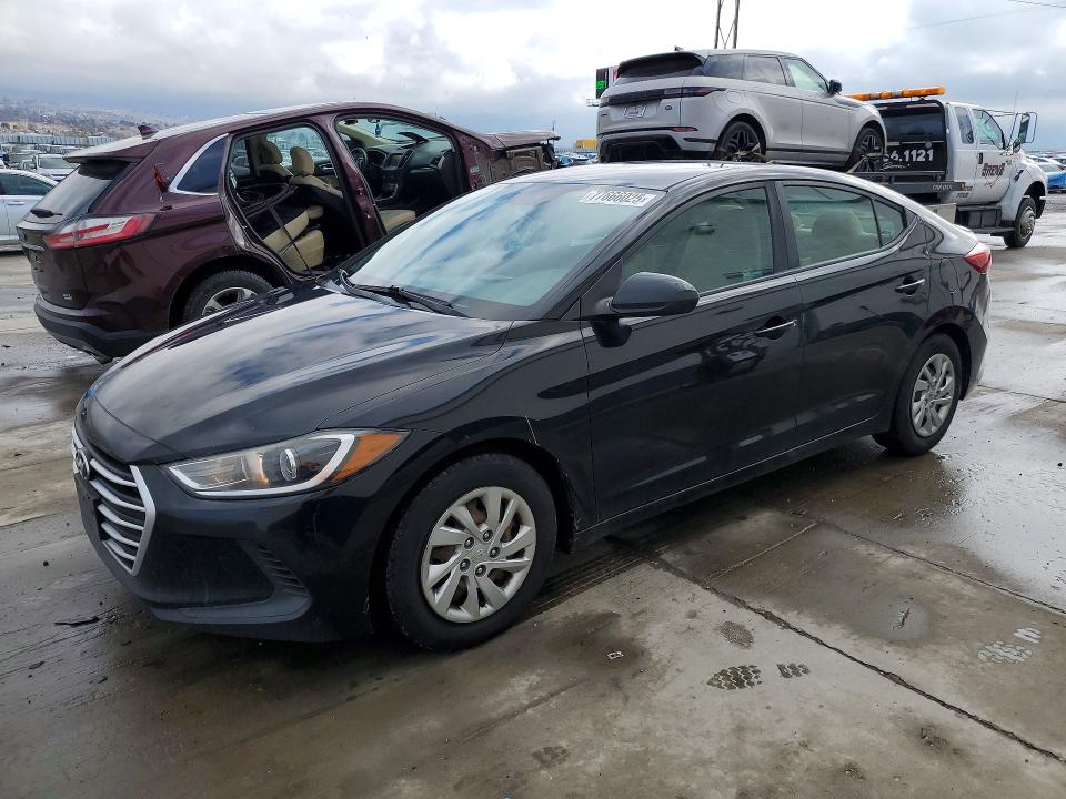 2017 HYUNDAI ELANTRA — VIN KMHD74LF4HU401958