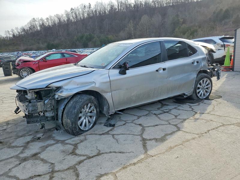 2018 TOYOTA CAMRY — VIN 4T1B11HKXJU004788