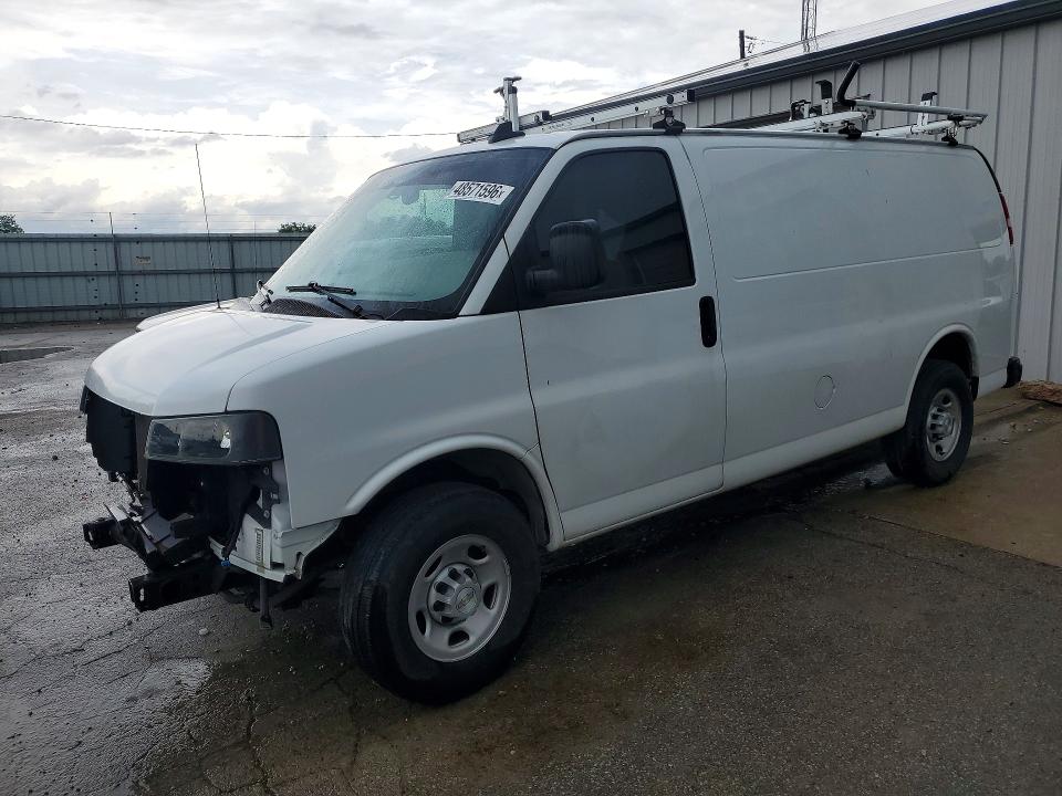 2022 CHEVROLET EXPRESS 2500 — VIN 1GCWGAF72N1284460