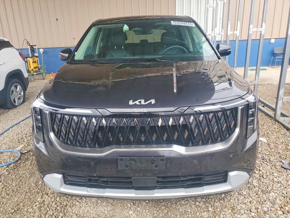 KNDNB5K38T6584654