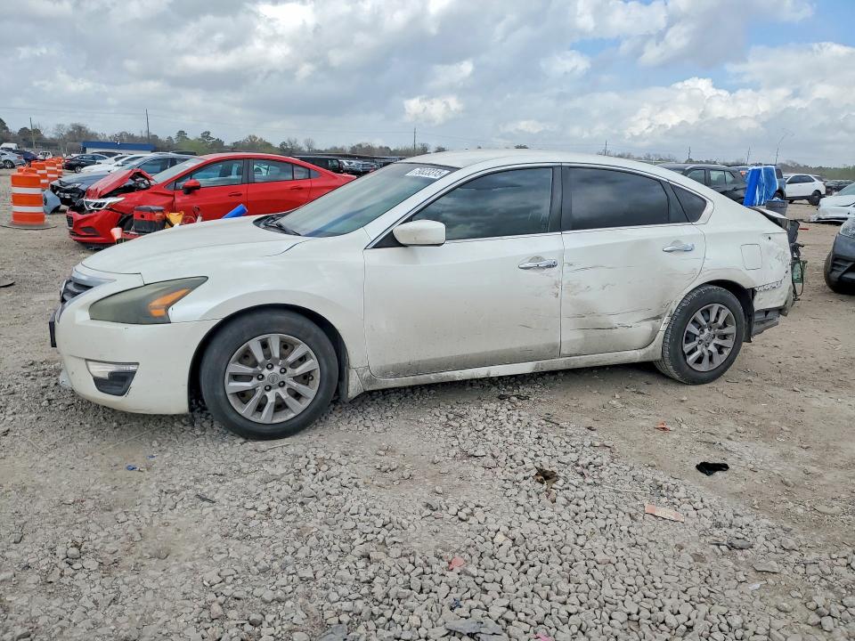 2015 NISSAN ALTIMA — VIN 1N4AL3AP6FC206834