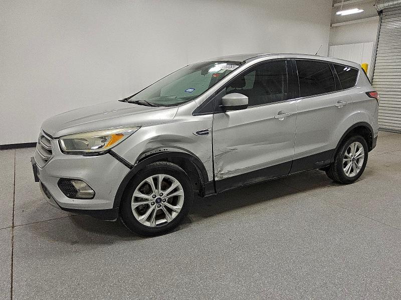 2017 FORD ESCAPE SE — VIN 1FMCU9GD5HUA61035