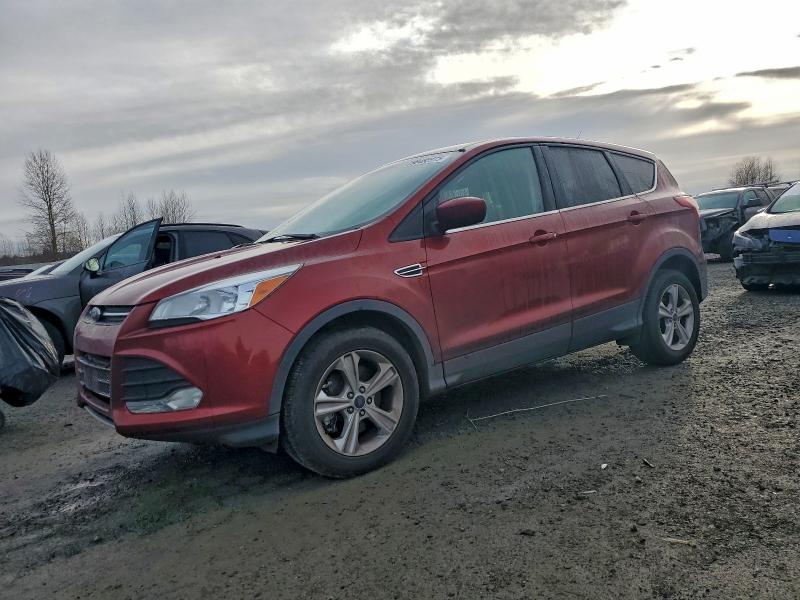 2015 FORD ESCAPE SE — VIN 1FMCU9G91FUC41928