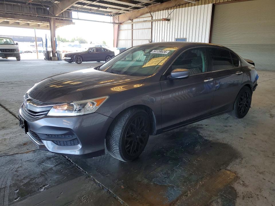 2017 HONDA ACCORD — VIN 1HGCR2F32HA260424