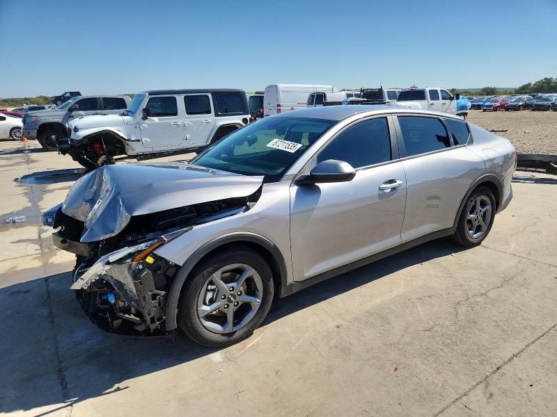 2025 KIA K4 LX — VIN 3KPFT4DE0SE173462