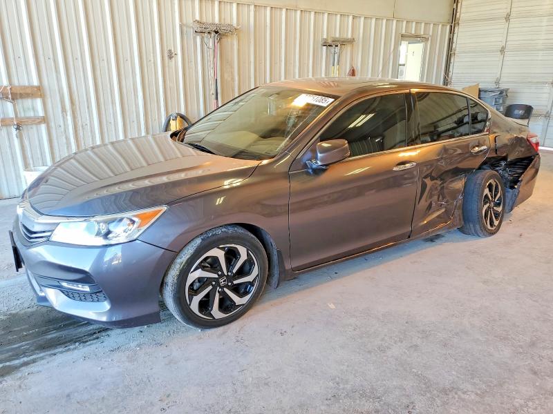 2017 HONDA ACCORD — VIN 1HGCR3F88HA020442
