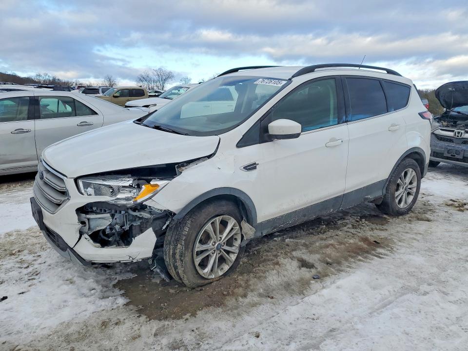 2018 FORD ESCAPE — VIN 1FMCU9GD3JUD40456