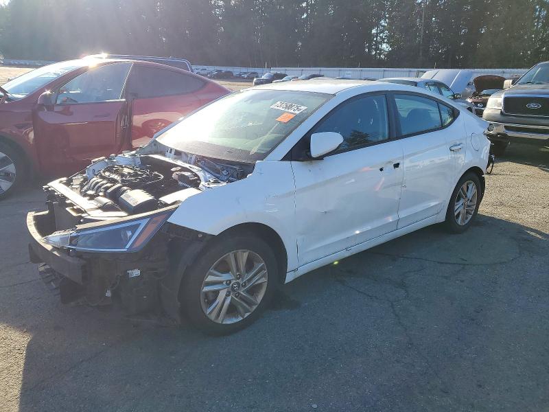2019 HYUNDAI ELANTRA SE — VIN 5NPD84LF5KH448130