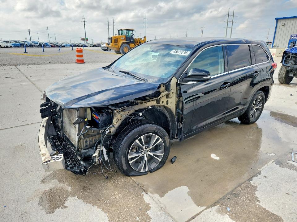 2018 TOYOTA HIGHLANDER — VIN 5TDZZRFH4JS243467