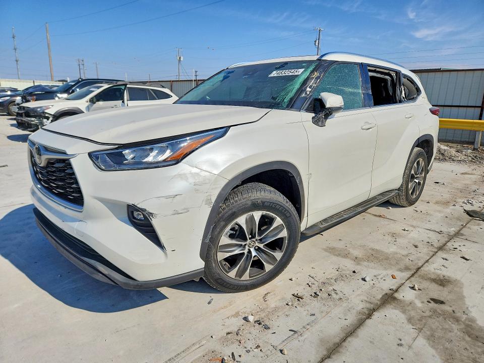 2020 TOYOTA HIGHLANDER — VIN 5TDGZRAH2LS001925