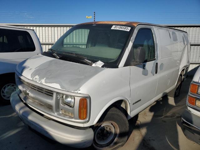 2000 CHEVROLET EXPRESS G3 — VIN 1GCHG35R8Y1239986