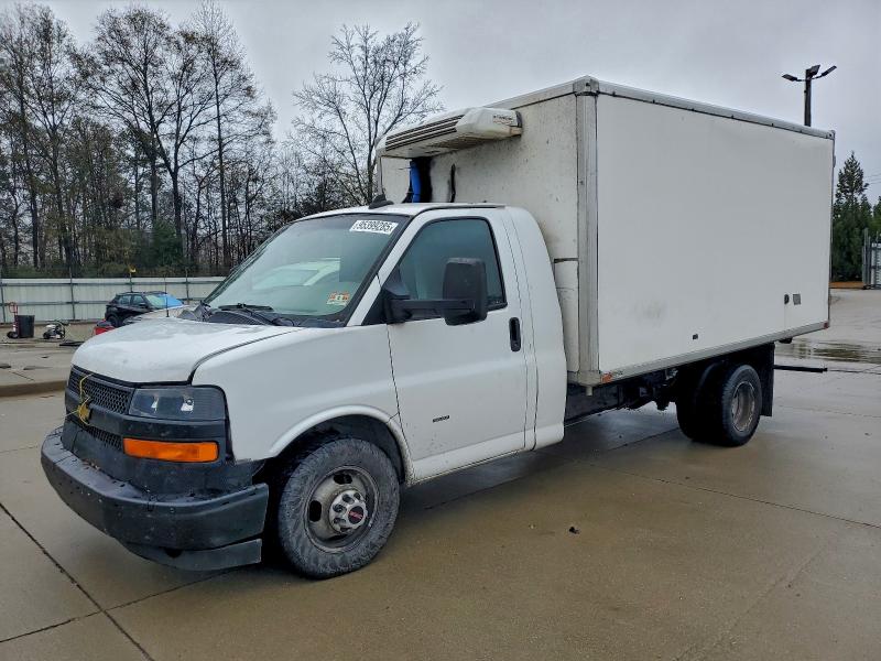 2019 CHEVROLET EXPRESS G3 — VIN 1GB3GSCG5K1267021