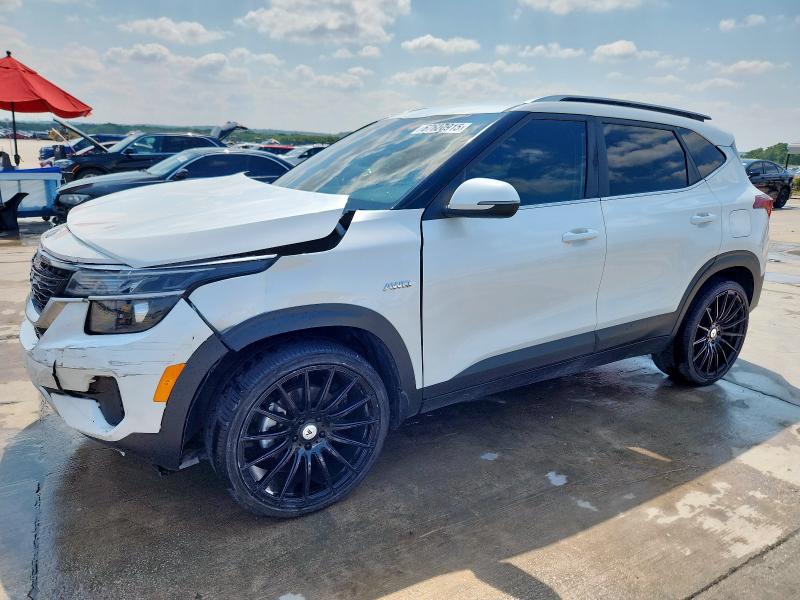2021 KIA SELTOS S — VIN KNDEUCAA6M7136133
