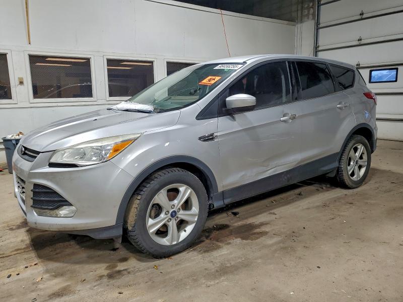 2015 FORD ESCAPE SE — VIN 1FMCU0G74FUB29392