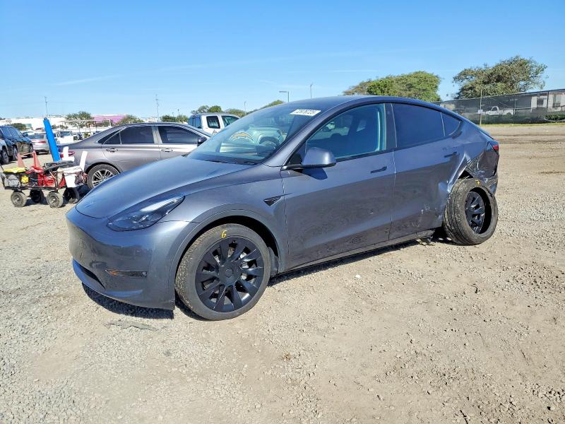 2023 TESLA MODEL Y — VIN 7SAYGAEE3PF692701
