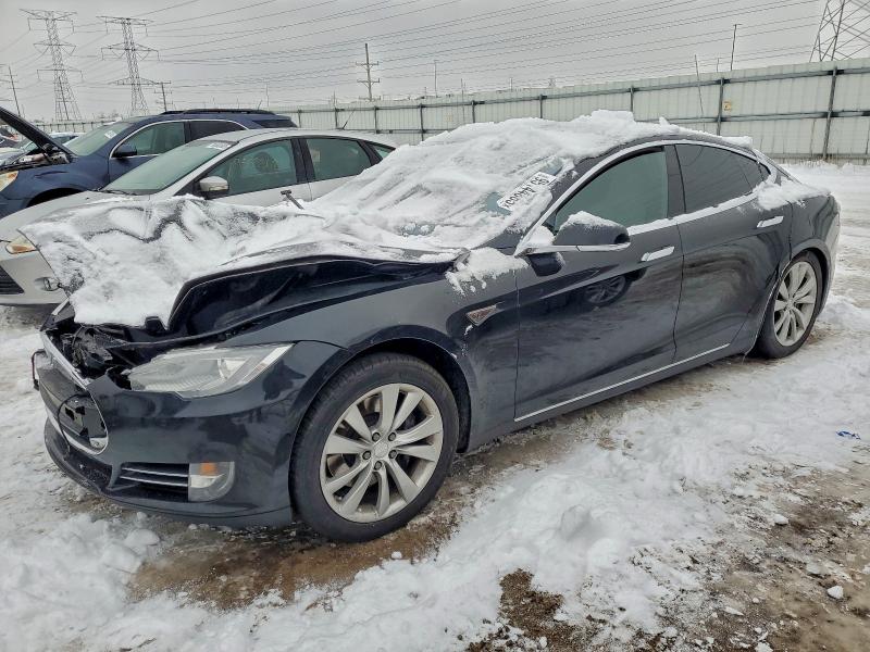 2015 TESLA MODEL S — VIN 5YJSA1E20FF109235