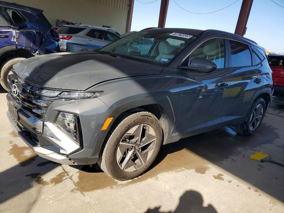 2026 HYUNDAI TUCSON SEL — VIN 5NMJB3DE1TH628563