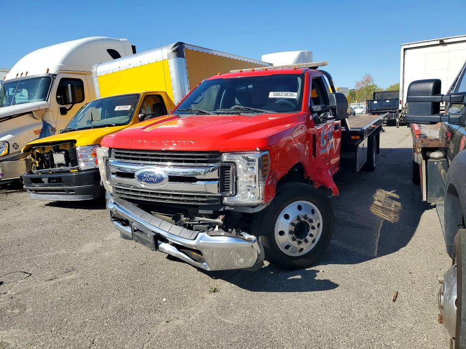 2018 FORD F550 — VIN 1FDUF5GYXJEB44163