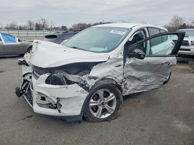 2014 FORD ESCAPE SE — VIN 1FMCU0GX9EUD55748