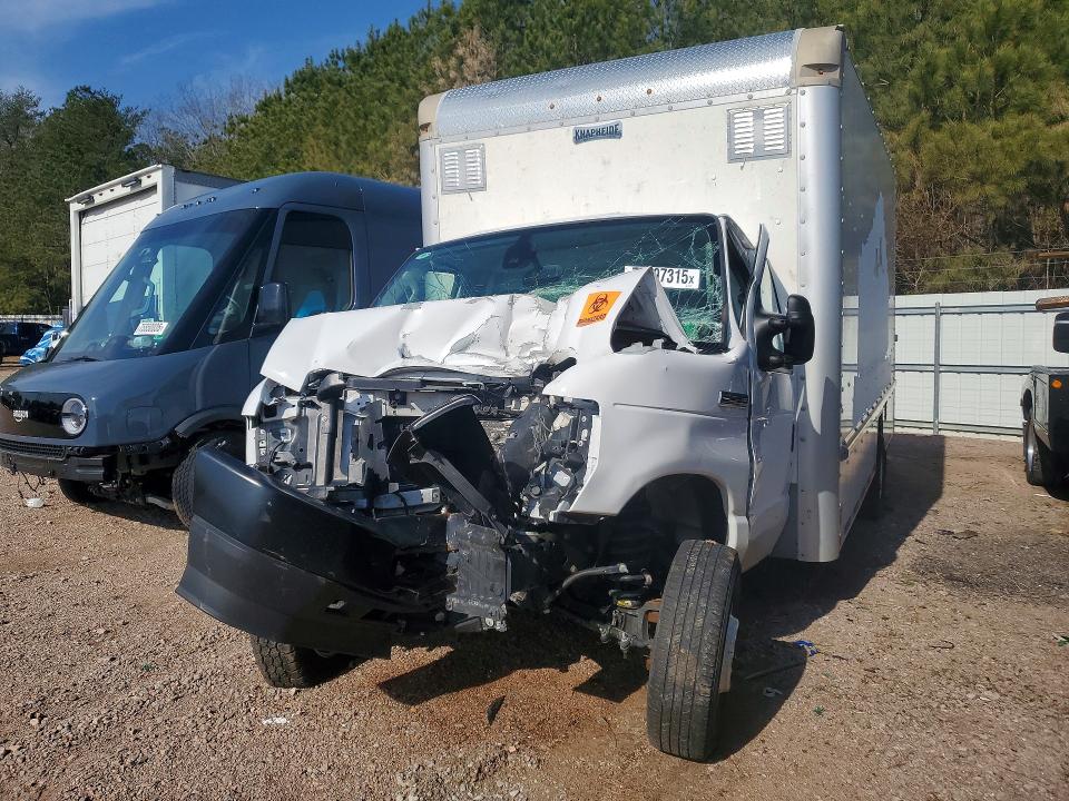 2024 FORD ECONOLINE — VIN 1FDXE4FNXRDD11043