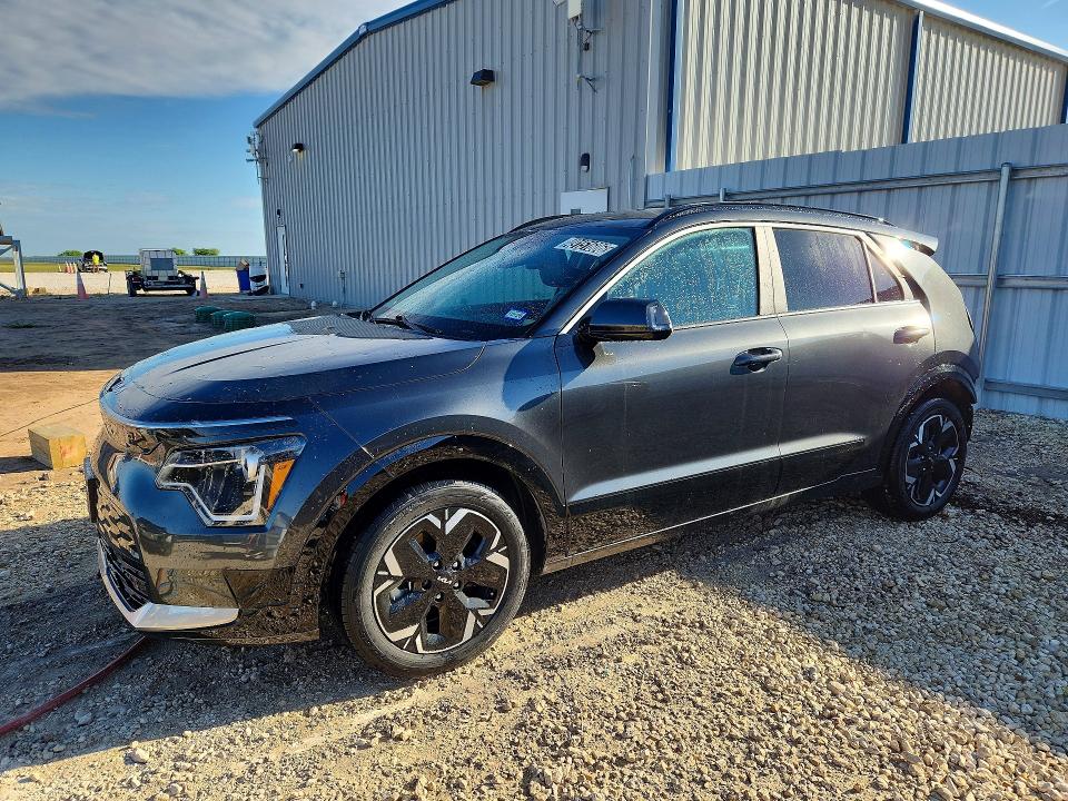 2024 KIA NIRO EV — VIN KNDCR3L14R5090911