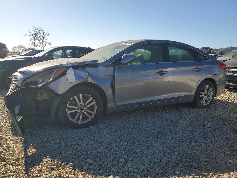 2017 HYUNDAI SONATA SE — VIN 5NPE24AF1HH530633