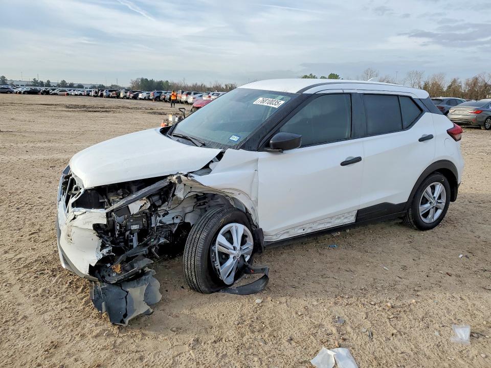 2025 NISSAN KICKS PLAY — VIN 3N1CP5BV1SL475633