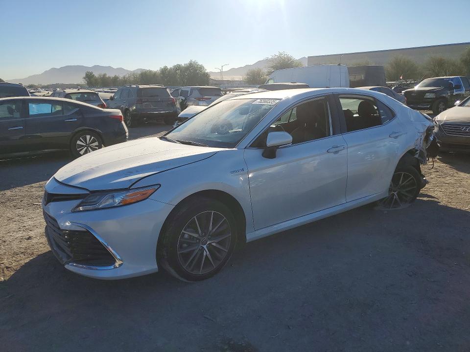 2021 TOYOTA CAMRY — VIN 4T1F31AK0MU568041