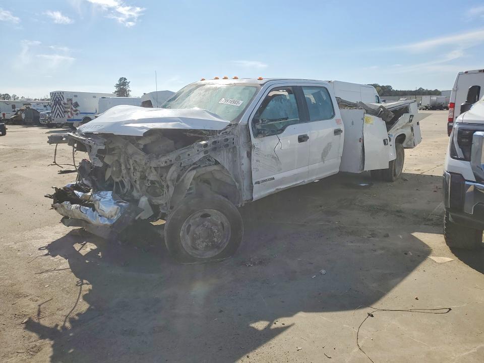 2018 FORD F550 — VIN 1FD0W5GT4JEC70781